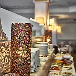 Palace Regina 4* بيبيوني