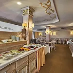 فندق Palace Regina 4*