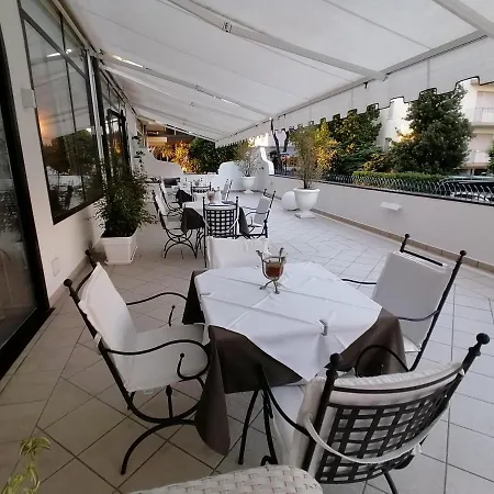 Palace Regina מלון