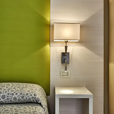 מלון Palace Regina