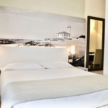 Palace Regina מלון ביביונה