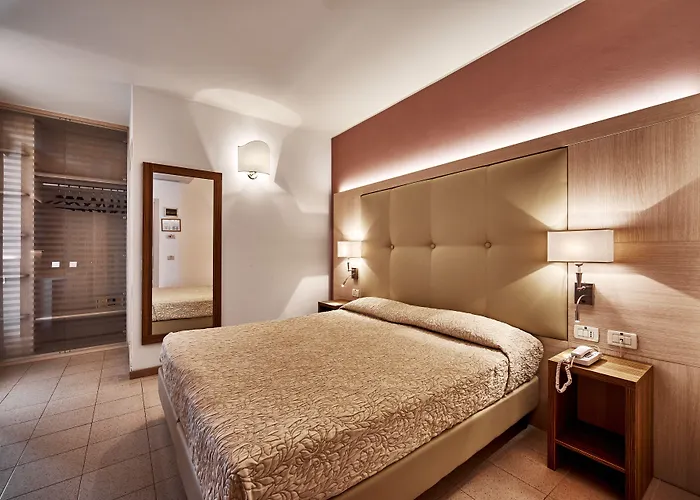 Palace Regina 4*
