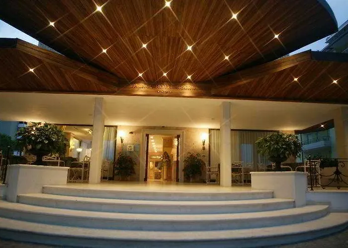Palace Regina
