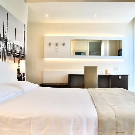 Palace Regina Hotel 4*