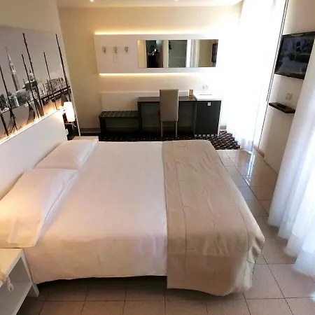 Palace Regina Hotel 4*