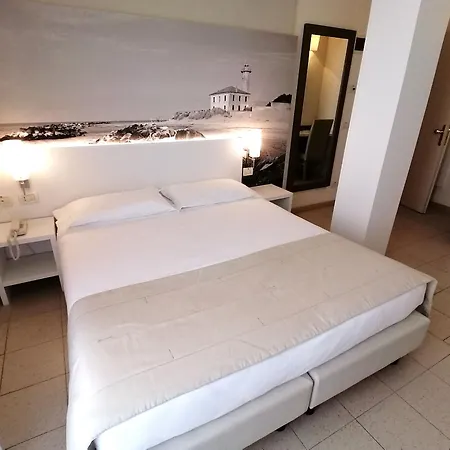Hotel Palace Regina 4*