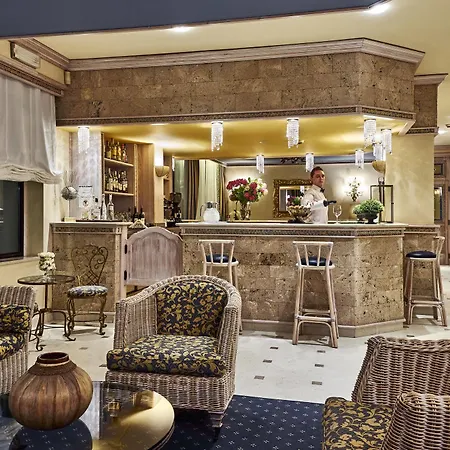 Hotel Palace Regina 4*