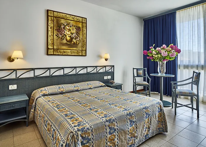 Palace Regina 4* Μπιμπιόνε
