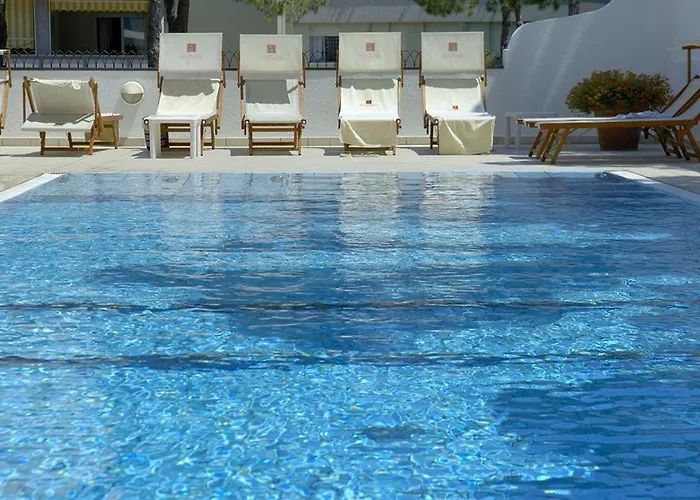 Ξενοδοχείο Palace Regina 4*