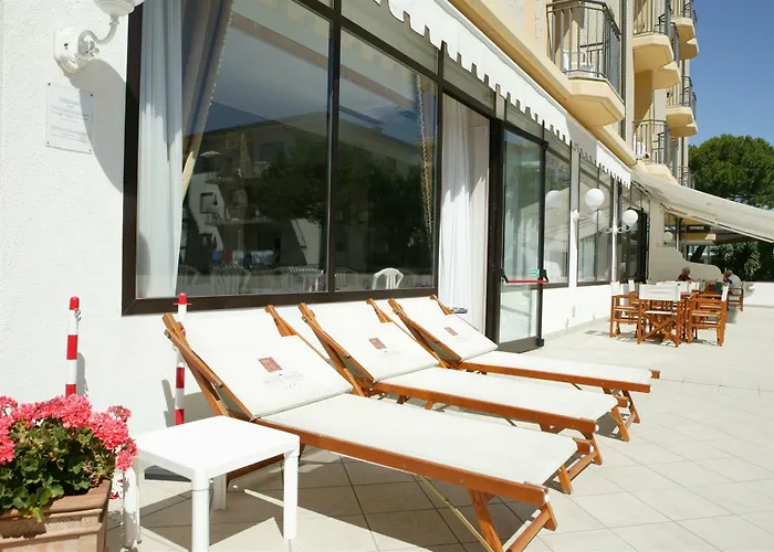 Palace Regina Ξενοδοχείο 4*